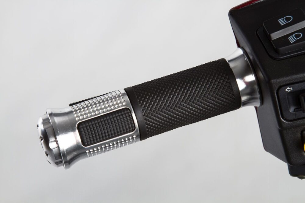 921160-7-1.jpg 921160-7-1.jpg