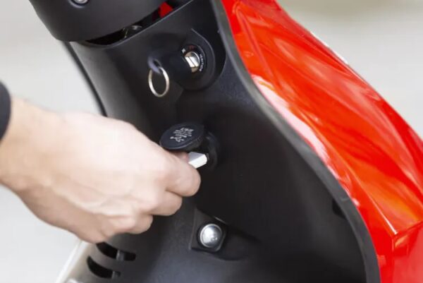 921205-8-1.jpg 921205-8-1.jpg