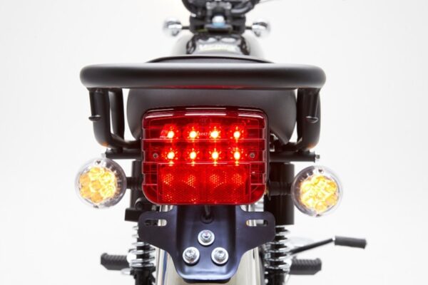 921218-6-1.jpg 921218-6-1.jpg