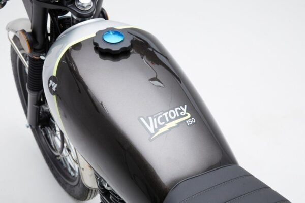 921218-7-1.jpg 921218-7-1.jpg